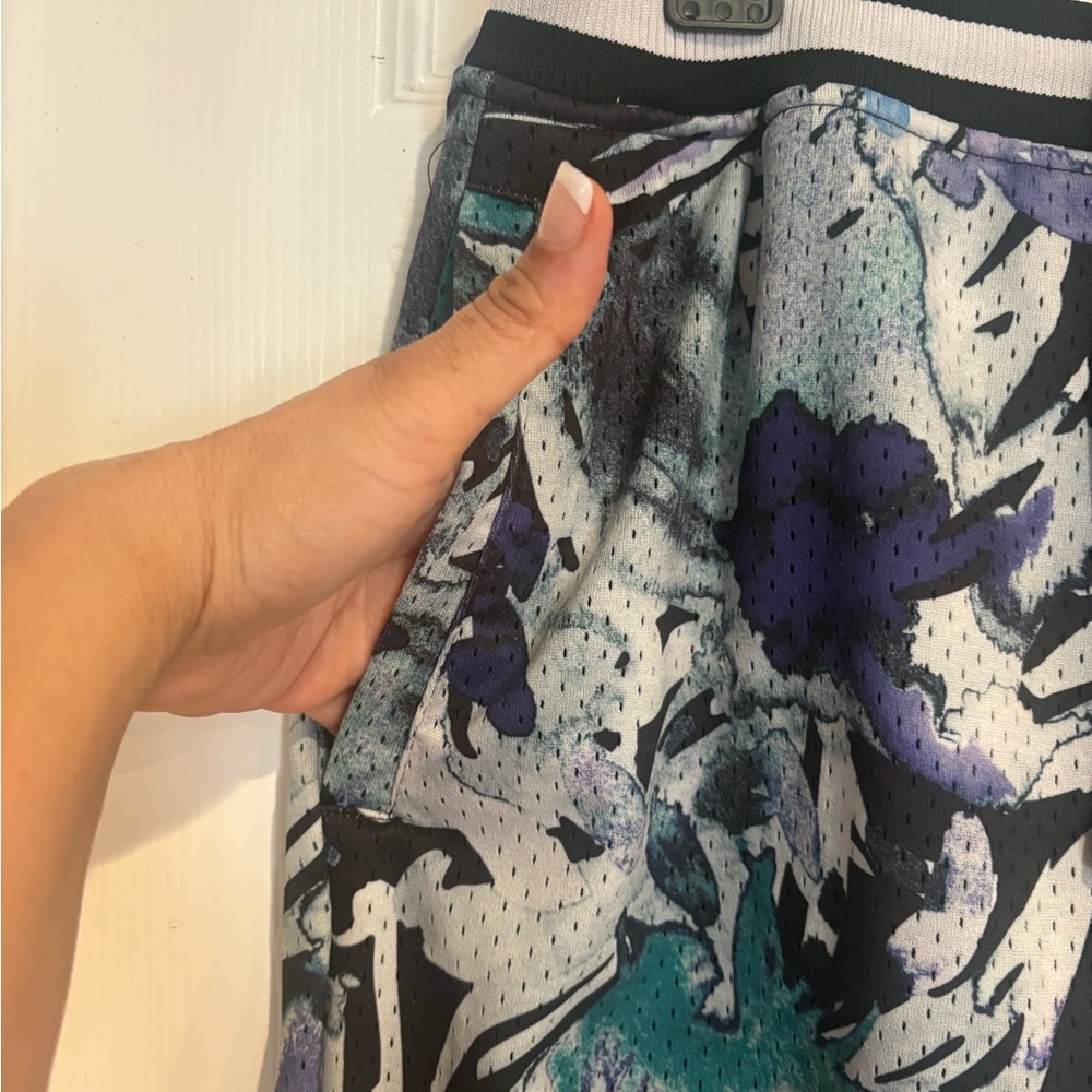 Floral Athletic Shorts - Blue and Black - Picture 3 of 4